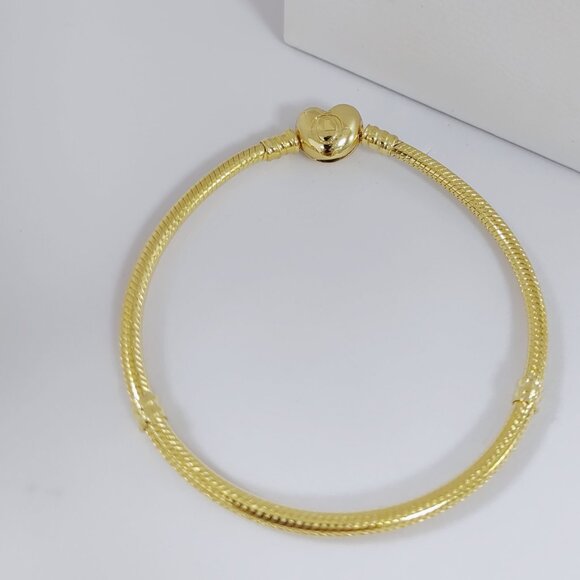 Pandora Moments Heart Clasp Snake Chain Bracelet Gold 7.9 inch - Picture 7 of 7
